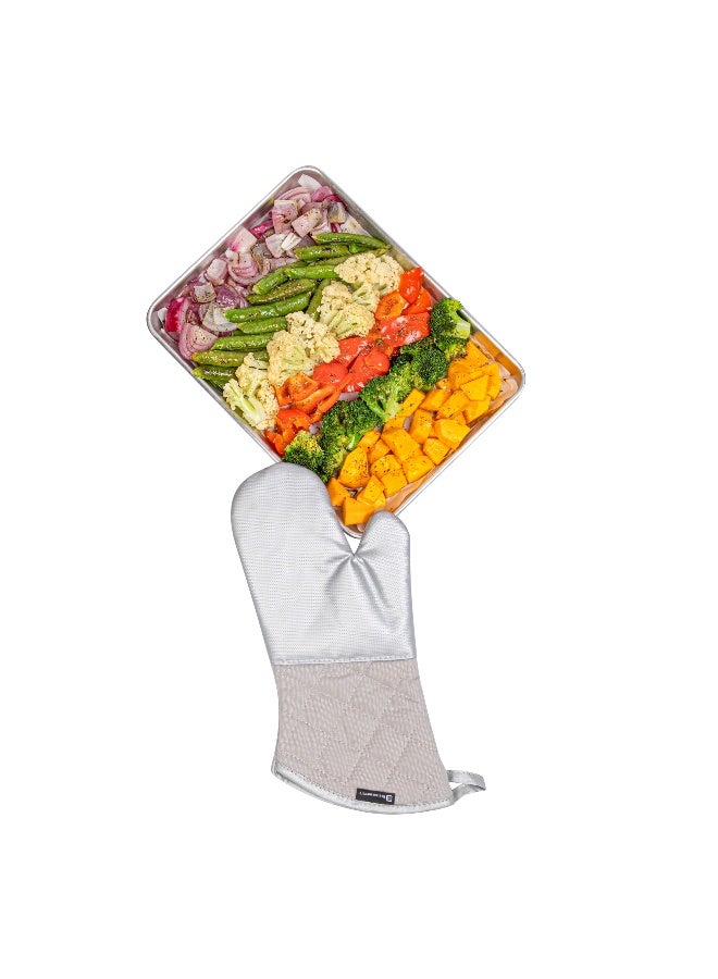 Restaurantware 15 x 7 Inch Oven Mitt, 1 Heat-Resistant Oven Mitten - Ergonomic Grip, Professional Grade, Silver Fiberglass Kitchen Mitten, For Handling Hot Trays, Dishes, Pots, or Pans, Durable  - Image 1
