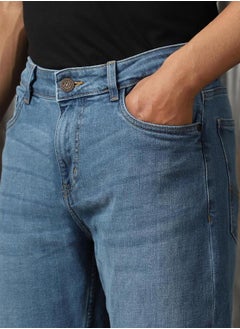 HIGH STAR Mid Rise Regular Fit Faded Jeans by Styli  - Image 4