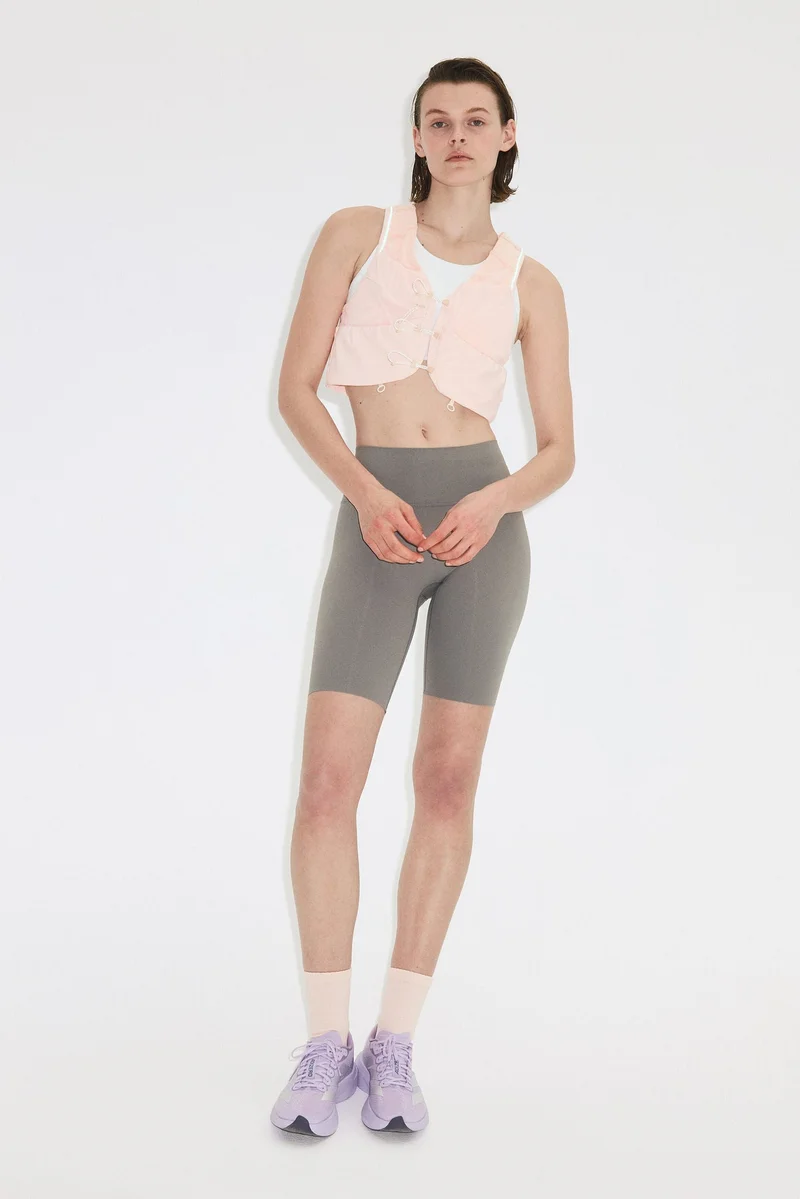 H&M  Lightweight running vest for Women | Best Price UAE