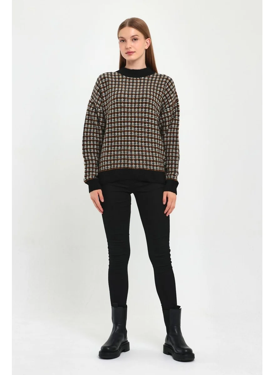 الكسندر جاردي Patterned Half Turtleneck Sweater (B23-5804)