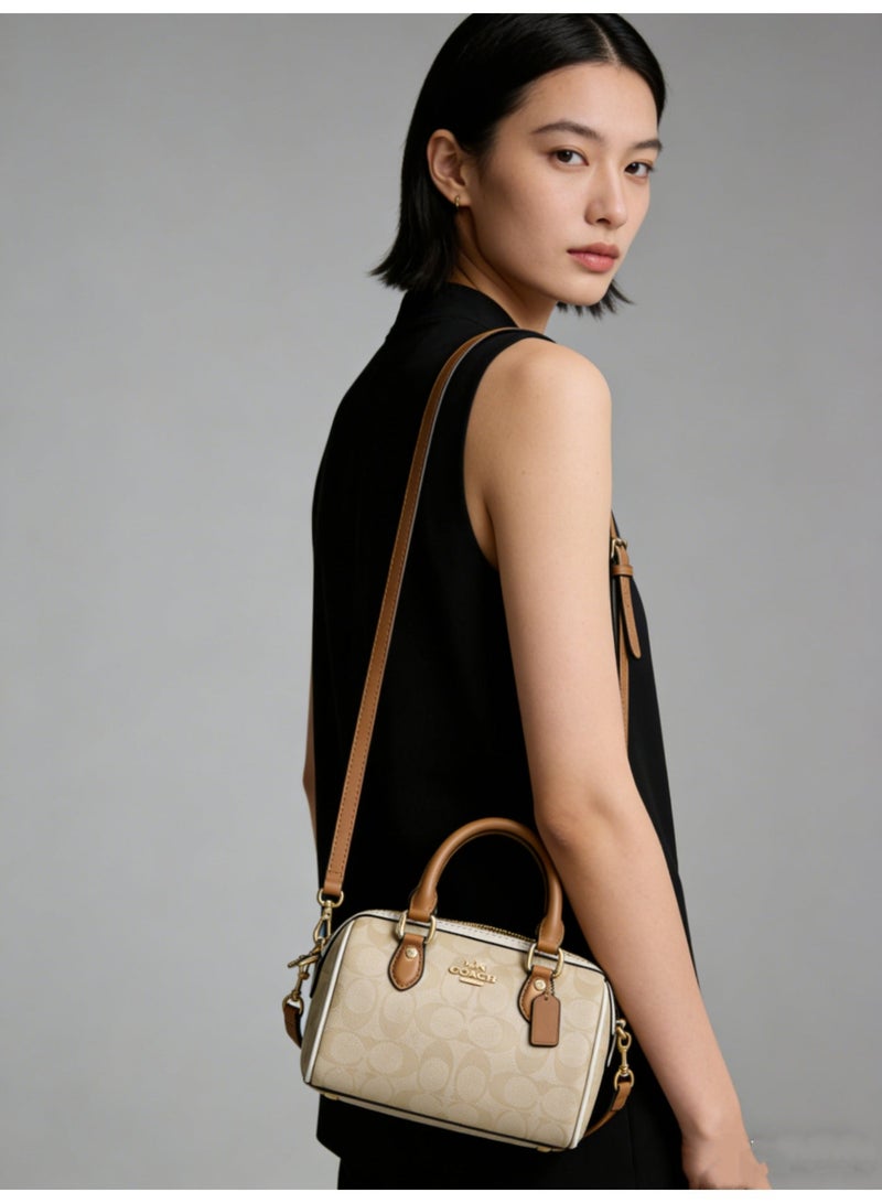 coachoutlet Coach classic Boston pillow handbag, women's shoulder bag, crossbody bag, briefcase, clutch, and evening bag, can also be used as a shopping tote. Suitable for various occasions such as work, travel, parties, and gifting. - Image 2