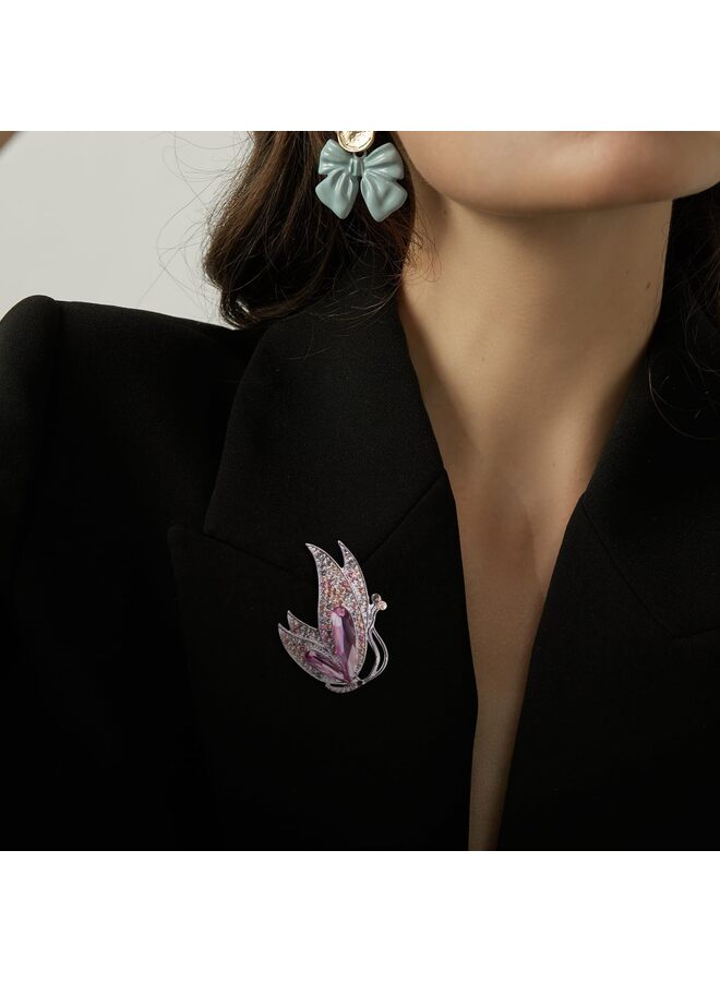 دبوس فراشة مرصع بأحجار الراين الكريستالية العتيقة للنساء والفتيات للحفلات دبوس أنيق من المينا على شكل حشرة (أرجواني) - Image 4