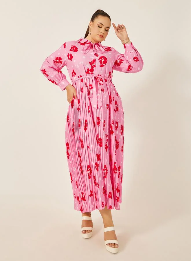 Styli Styli Plus Size Floral Print Pleated A-Line Maxi Dress
