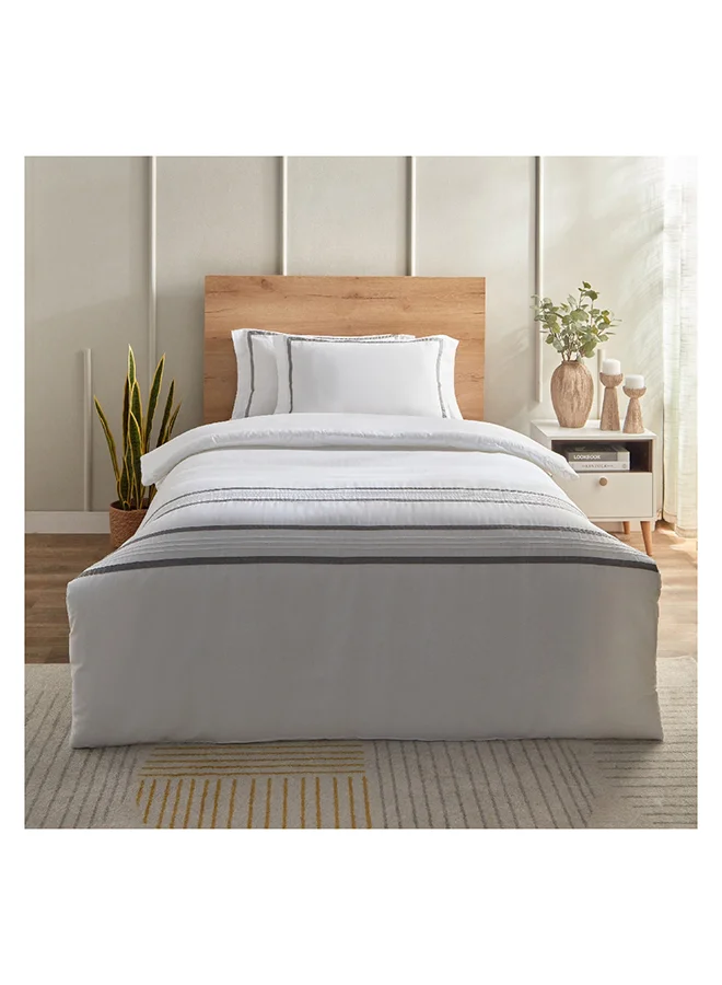 هوم بوكس Grande Affordables White Haven Voul 3-Piece Twin Striped Cotton Comforter Set 220 x 160 cm