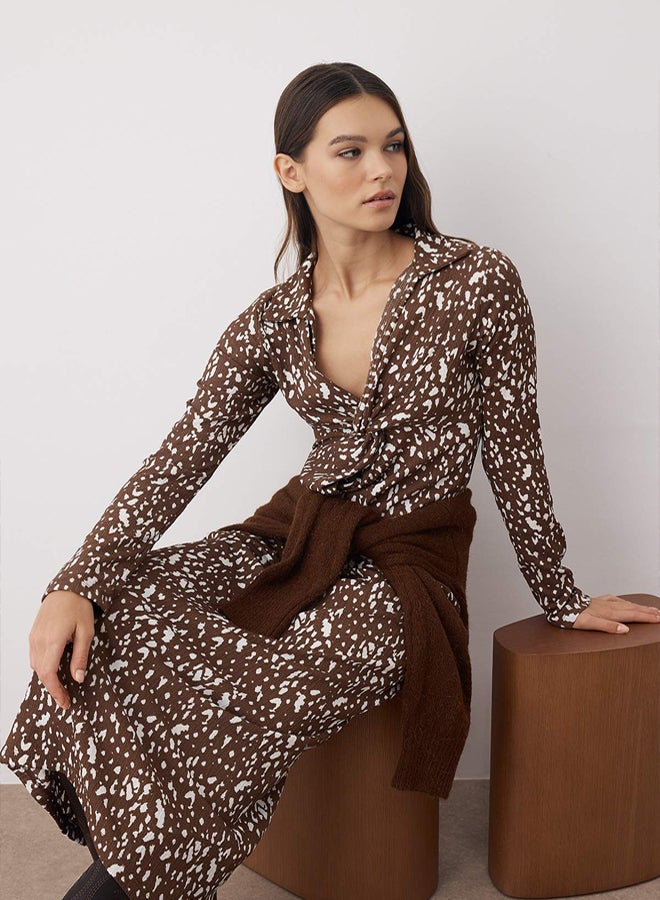 trendyol Brown Printed Gathered / Drape Maxi Knitted Dress - Image 2