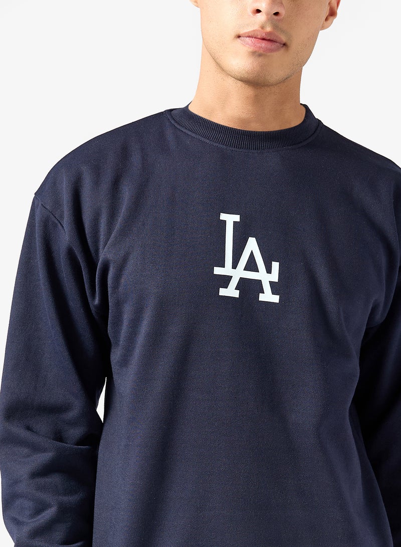 سفنتي فايف بيسيكس بلوزات بطبعات جرافيك - Image 3