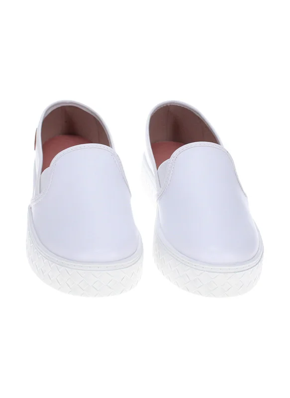 Moleca  Moleca Ladies Closed/Flat Shoes White | Made In Brazil for Women | Best Price UAE