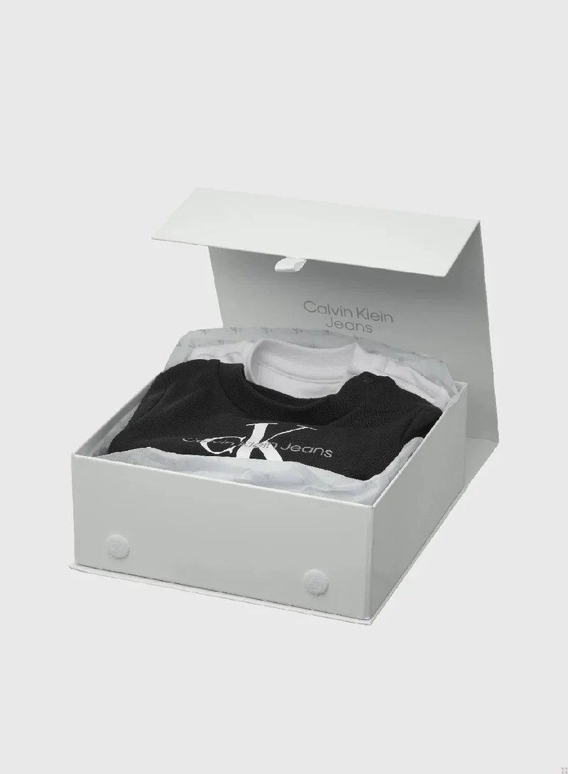 Calvin Klein Jeans  Newborn Starter Giftpack  | Best Price UAE