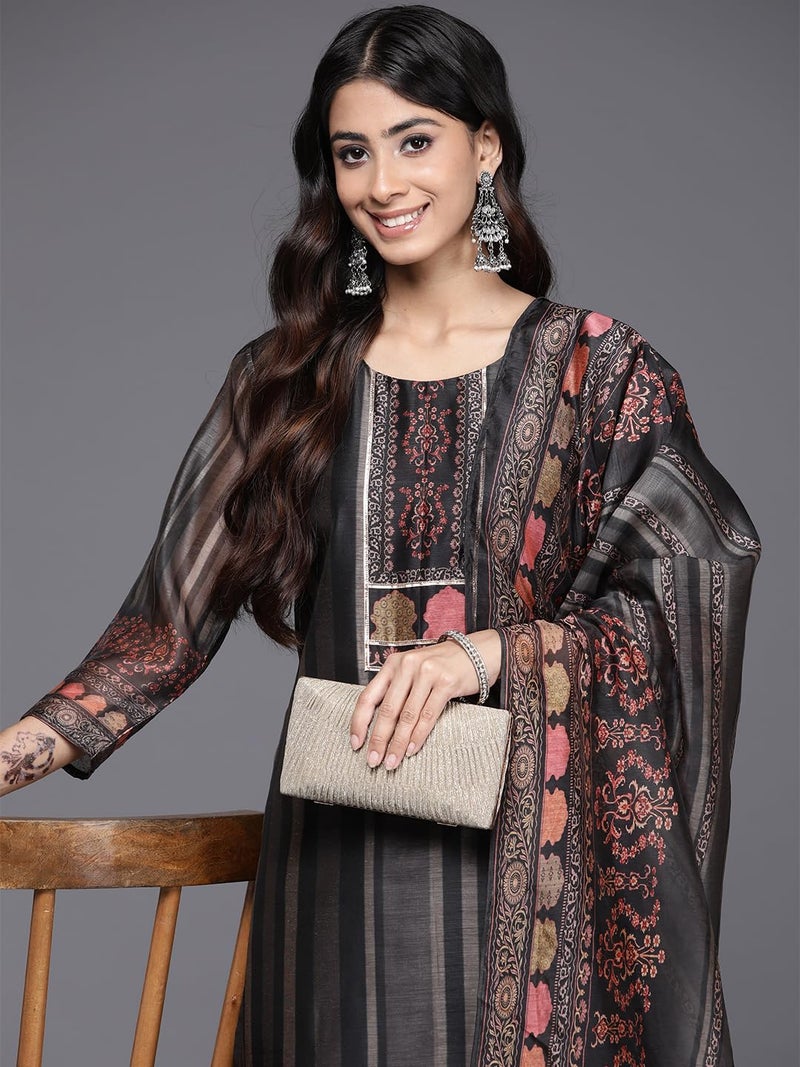 Varanga Women's silk Kurta - Image 3