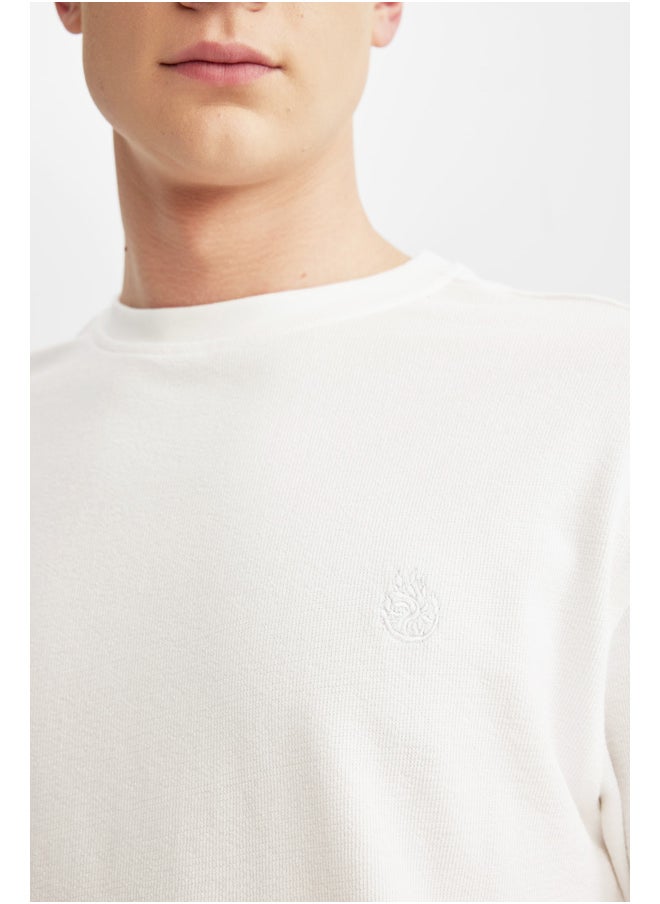 DeFacto - Man Comfort Fit Crew Neck Short Sleeve Knitted T-Shirt - Image 1