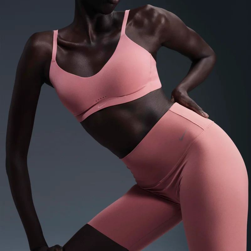 Nike Women's Alate Minimalist Light-Support Convertible Sports Bra