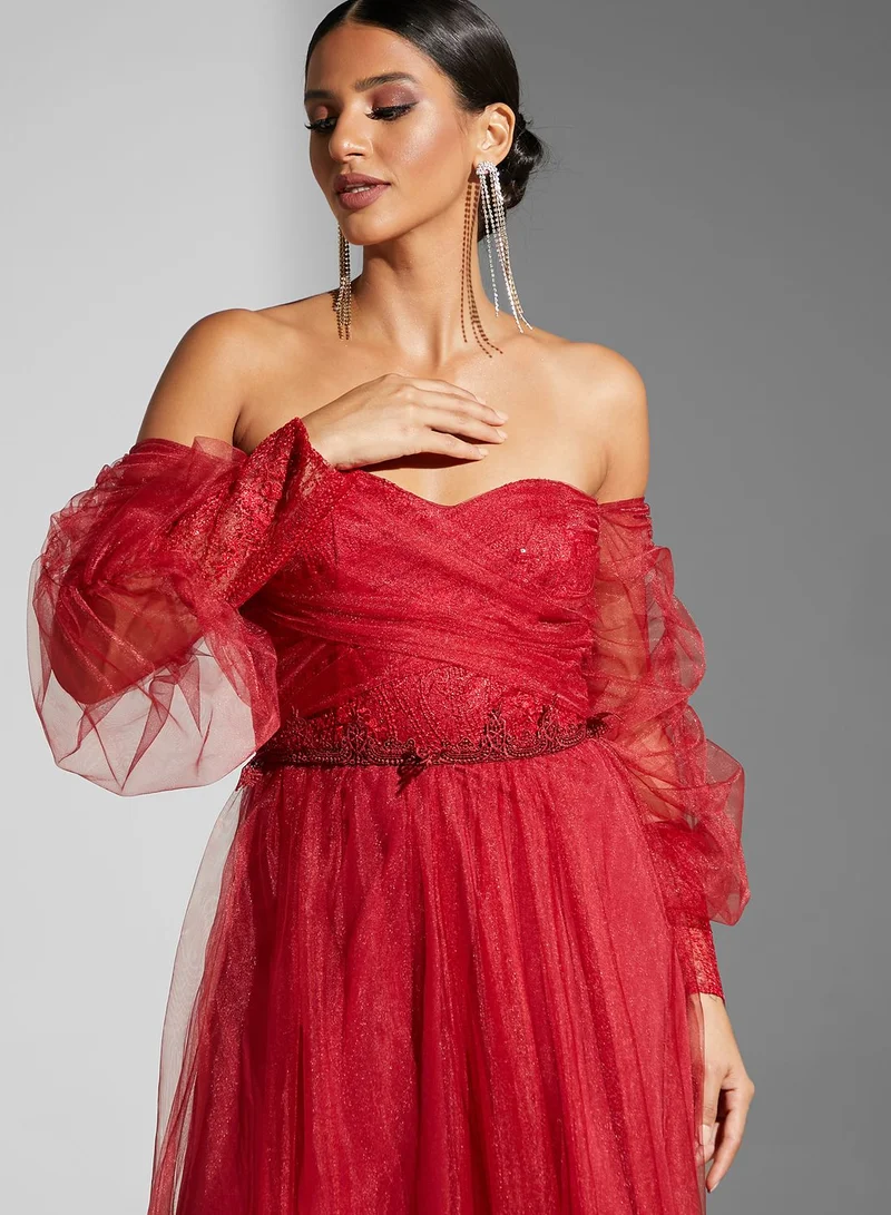 Namshi x Off-Shoulder Tulle Dress