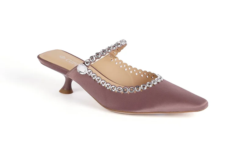 Cuple Ladies  Slip-On Mules embellished