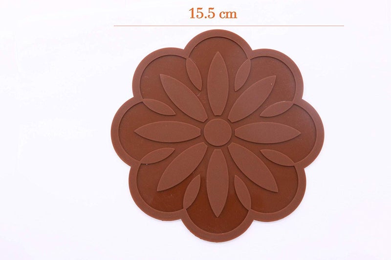 we3 Silicone Pot Holders, Trivet Mat, Jar Opener, Spoon Rest and Kitchen Trivet, Non Slip Flexible, Durable, Heat Resistant Set of 4 18 * 17cm Random Color - Image 2