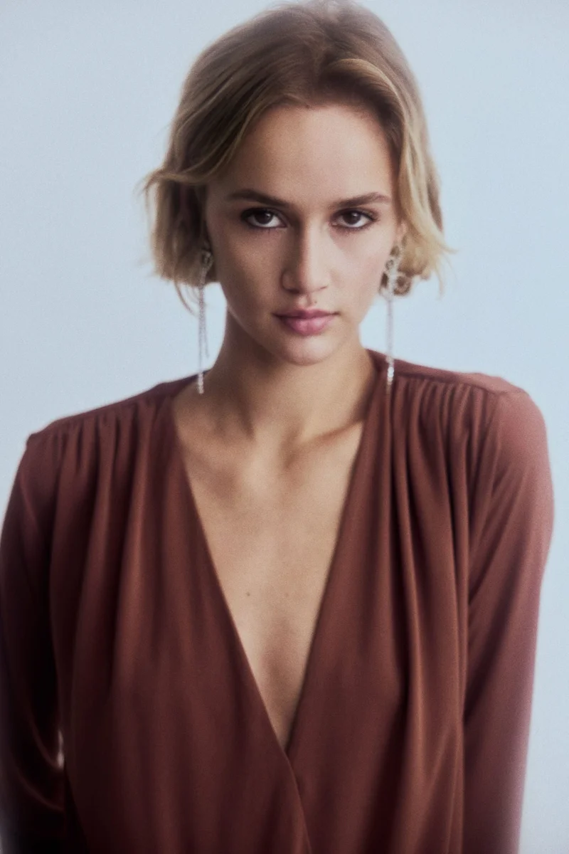 H&M Draped V-neck thong body