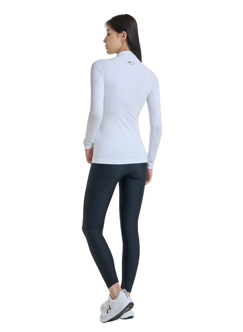 اندر ارمر بلوزة مزينة بشعار الماركة