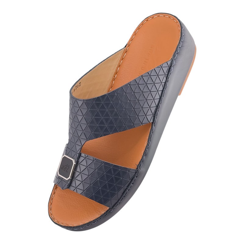 إيت صندل عربي يدوي الصنع للرجال من AET | شبشب رجالي خارجي | شبشب مفتوح من الأمام للاستخدام اليومي | جلد بقر عربي أصلي مع ابزيم| تصميم عربي جديد | نعل داخلي بني| مريح وخفيف الوزن - Image 3