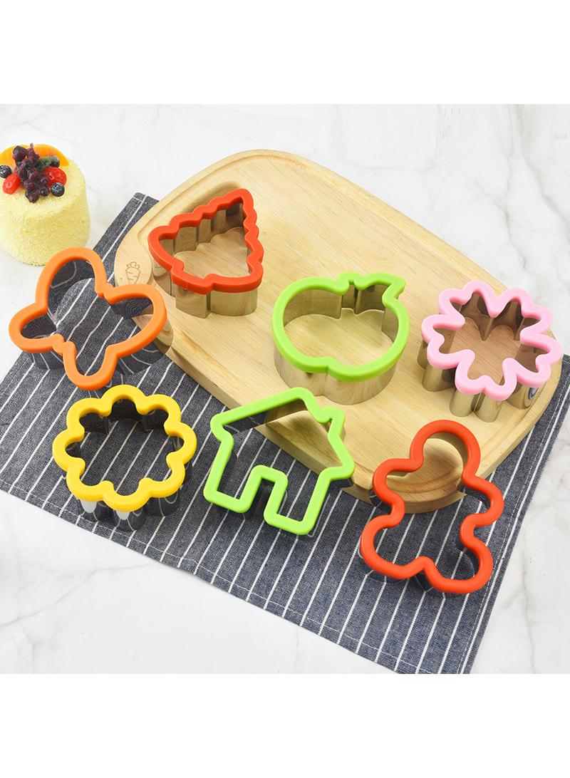 7pcs Stainless Biscuit Mold Cookie Cutting Sandwich Mold Baking Tool Set - Image 1