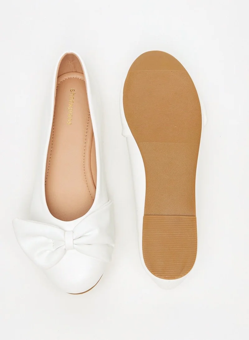 shoexpress Solid Round Toe Ballerinas with Bow Applique Detail