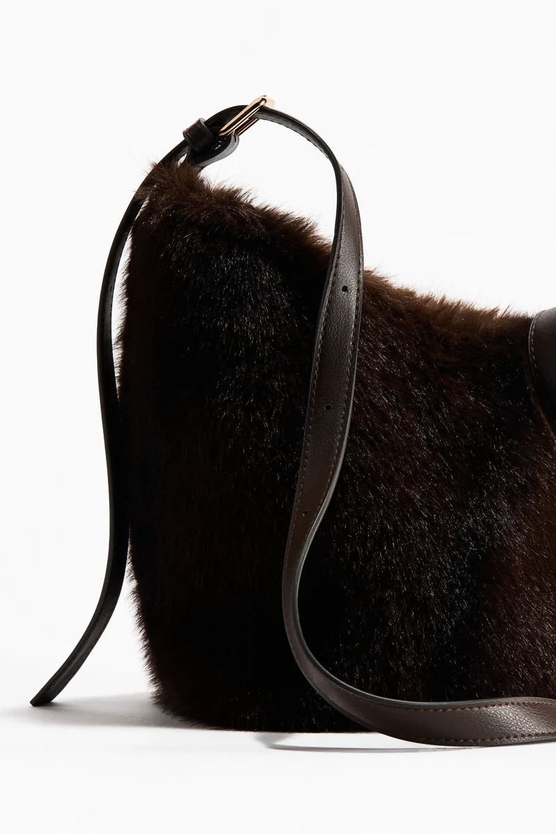 اتش اند ام حقيبة كروس