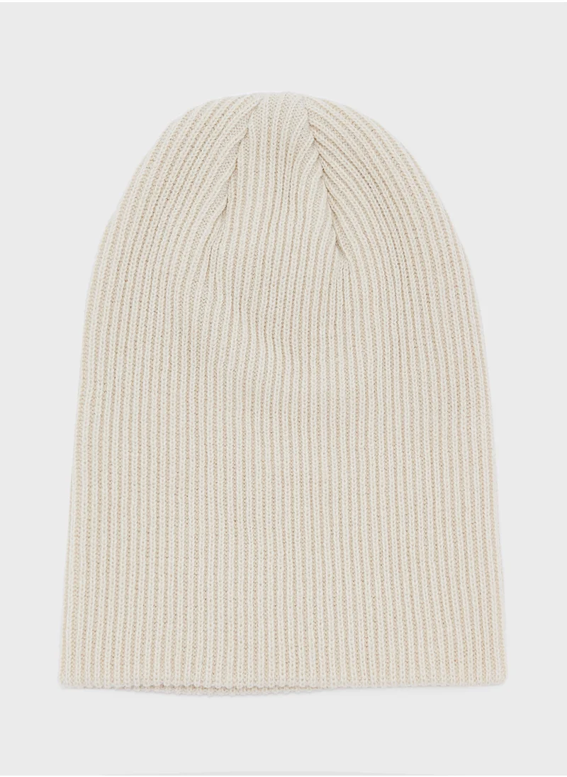 Seventy Five Casual Knitted Beanie