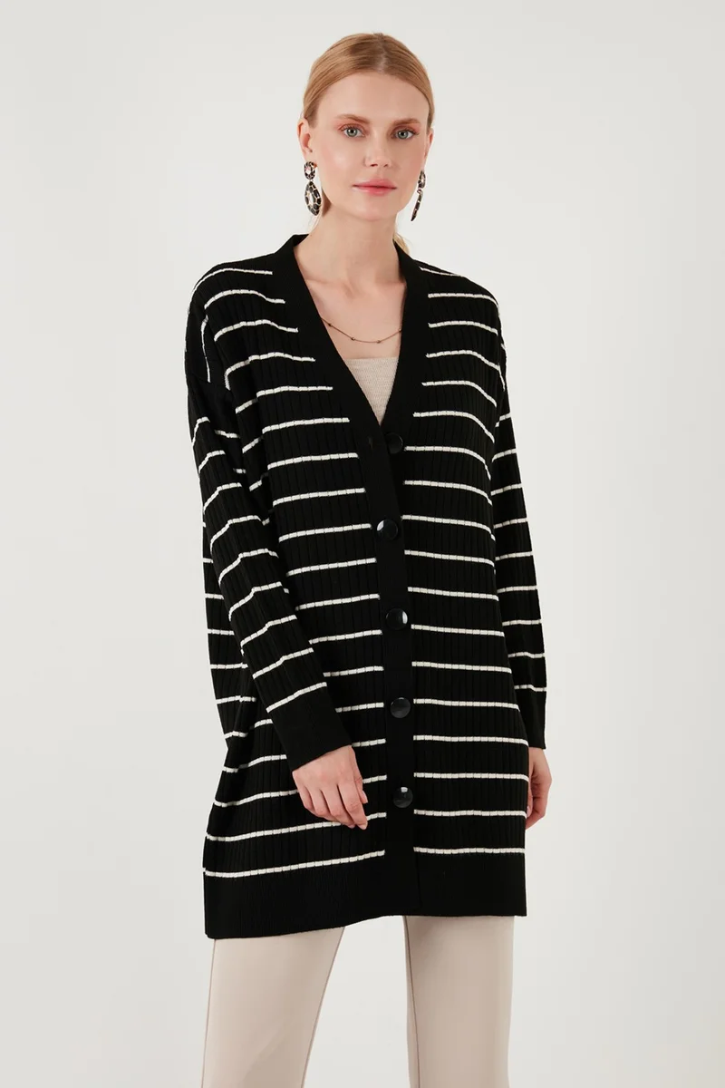 ليلا V Neck Buttoned Knitted Cardigan Women's Cardigan 4616137
