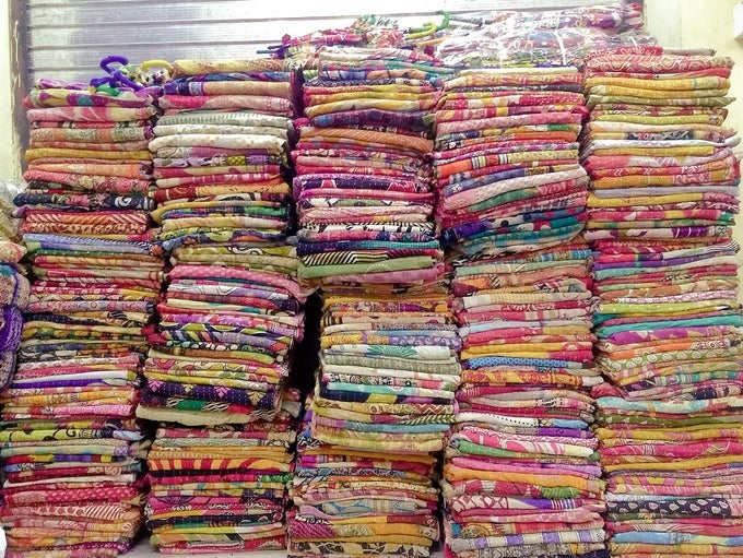 INDIAN VINTAGE HANDMADE KANTHA QUILT BOHEMIAN HIPPIE HOME DECOR KANTHA BEDDING SAREE MADE TWIN 85X55 INCHES GUDRI RALLI DORM DECOR QUILT THROW 10 PC LOT