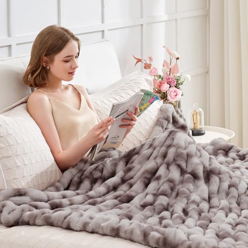 VFROO Ultra Soft Luxury Faux Fur Throw Blanket for Counch,Fuzzy Fluffy Plush Warm Cozy Elegant Wrinkled Blanket for Sofa Bedroom Living Room,（50"x60",Tie-dye Taupe） - Image 2