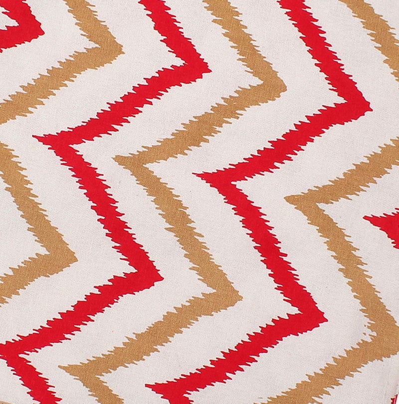 Dekor World Chevron Printed Red Cotton Table Runner with 6 Pcs Place Mat (33x180cm/33x47cm) (Pack of 7 Piece)-6 Seater Dinning & Center Table - Image 3