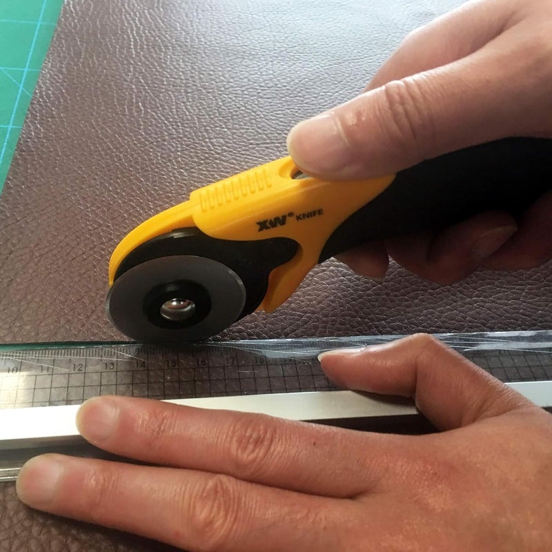 XW Hobby Knife Set- 45mm SKS-7 Rotary Cutter and Precision Knife for Art, Quilting and Crafting,12 Bonus Blades - Image 4