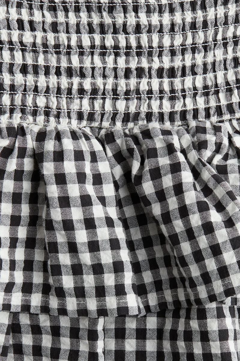 اتش اند ام تنورة سموكد