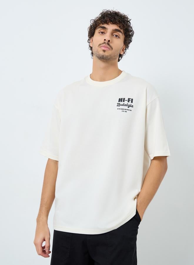 ستايلي تيشيرت فضفاض بطبعة أمامية وخلفية - Image 3