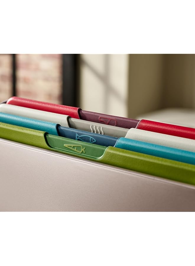 جوزيف جوزيف مجموعة ألواح تقطيع Folio Icon، مكونة من 4 قطع مُرمَّزة بالألوان، حافظة رفيعة لتخزين منظم في المطبخ مع سكين الشيف العادي، لون أبيض - Image 5