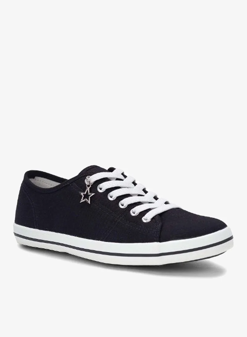 باتا حذاء رياضي كاجوال مسطح برباط