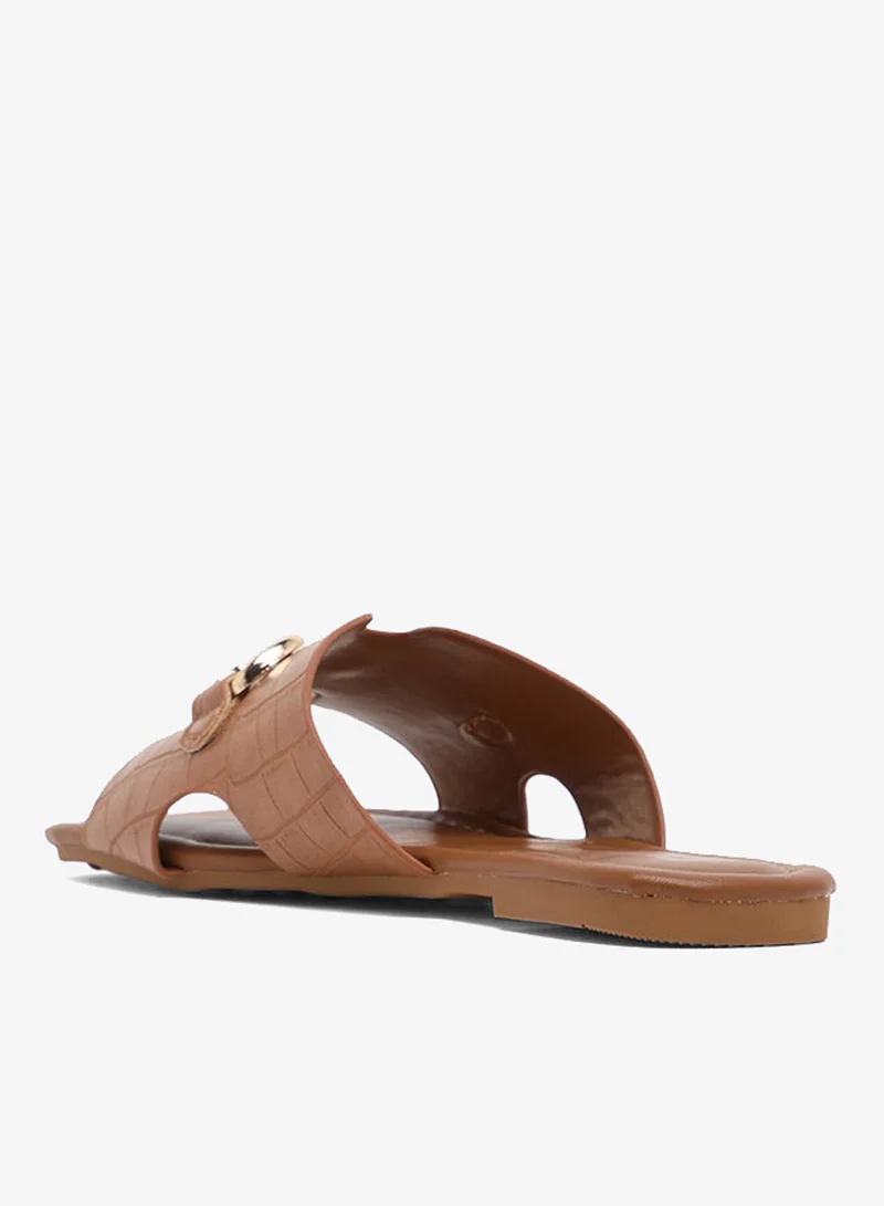 ايلا صندل نسائي مسطح