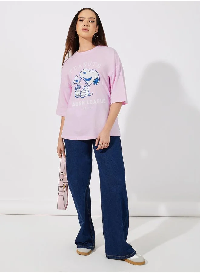 Styli Peanuts Laugh League Oversized T-Shirt with Dropped Shoulder