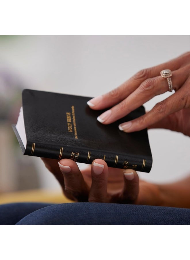 Kjv, Pocket New Testament with Psalms and Proverbs
