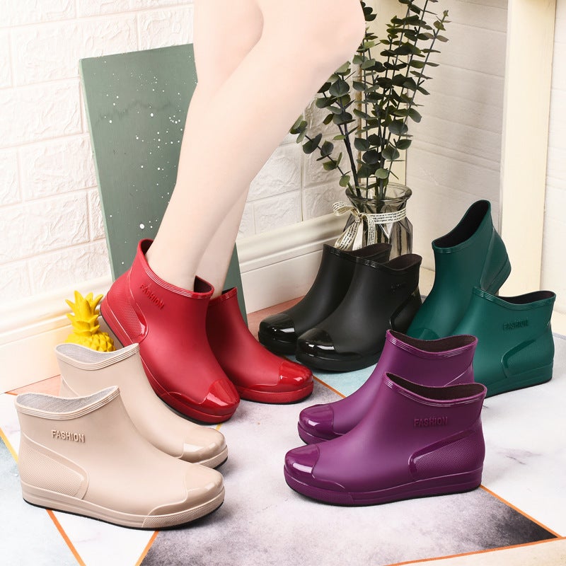 New Waterproof Rain Boots For Female Students, Low-Cut Short-Tube Fashionable Plastic Shoes, Non-Slip, Warm And Velvet Cotton-Covered Water Shoes - Image 2