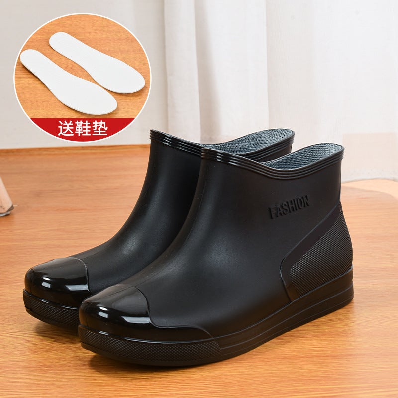 New Waterproof Rain Boots For Female Students, Low-Cut Short-Tube Fashionable Plastic Shoes, Non-Slip, Warm And Velvet Cotton-Covered Water Shoes - Image 1
