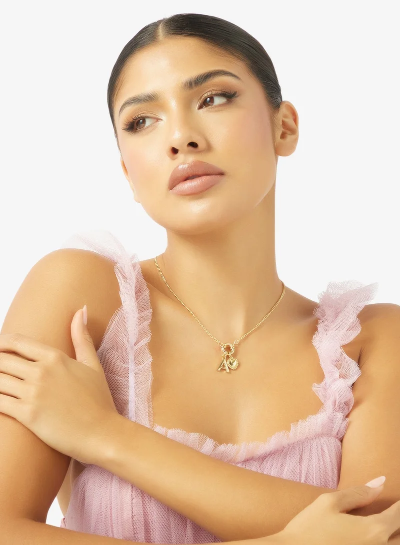 ايلا قلادة بتفاصيل ذهبية مع تعليقات