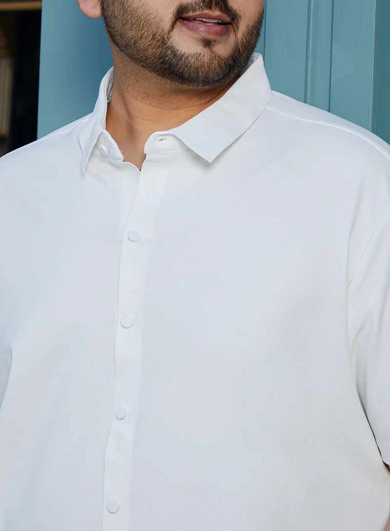 Instafab Plus Instafab Plus Men's Daisy White Seamless Grid Shirt For Casual Wear | Spread Collar | Short Cuffed Sleeves | Button Closure | Plus Size Shirt Crafted With Comfort Fit For Everyday Wear