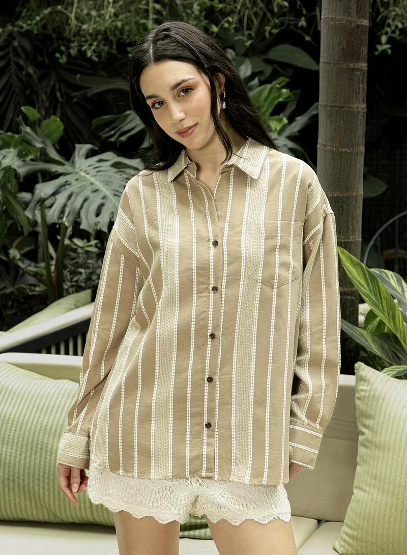 بينيا كولادا قميص نسائي واسع بنقش جاكار مع ياقة عريضة وأكمام طويلة بأزرار للإغلاق، قميص منسوج بنقش جاكار مخطط للارتداء اليومي والكاجوال، بيج رملي