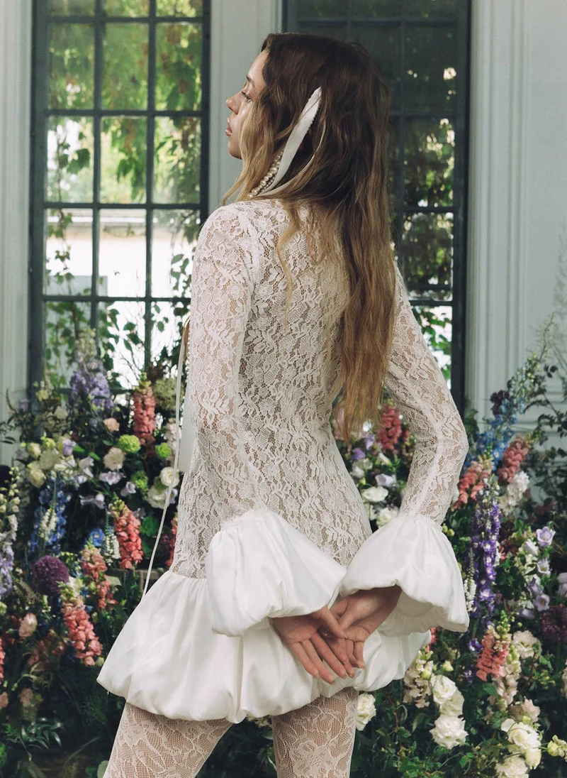 Lichi Lace mini dress with voluminous cuffs and balloon skirt