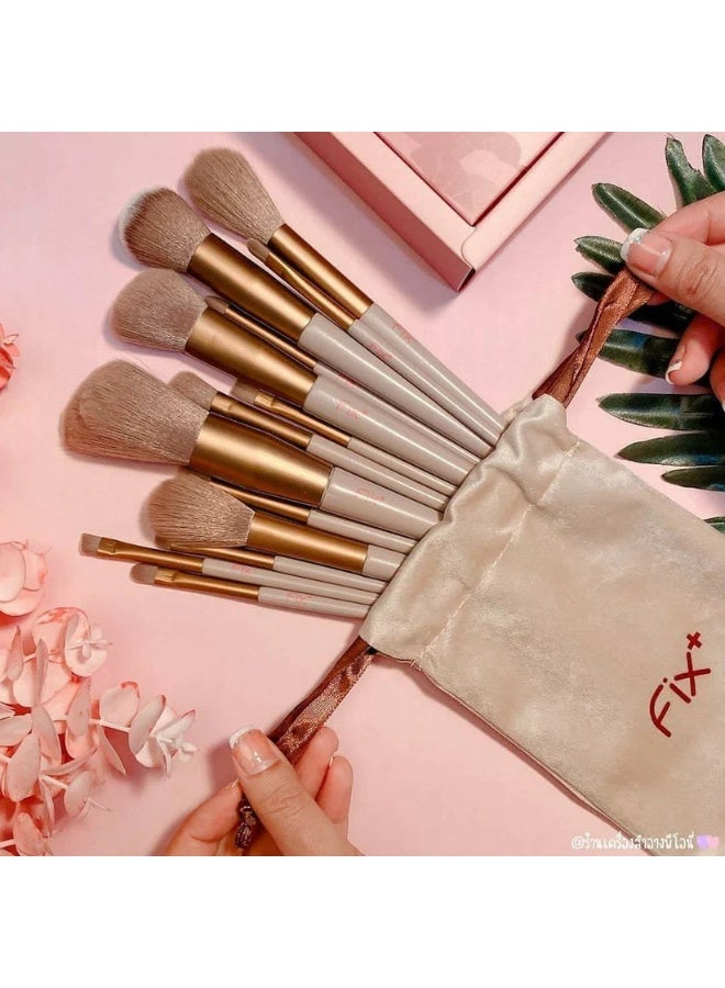 فكس مجموعة فرش مكياج FIX من 13 قطعة - مجموعة مع صندوق تخزين للسفر - فرشاة مكياج للوجه والعين والهايلايتر والكونسيلر والدمج والبودرة والعين - Image 4