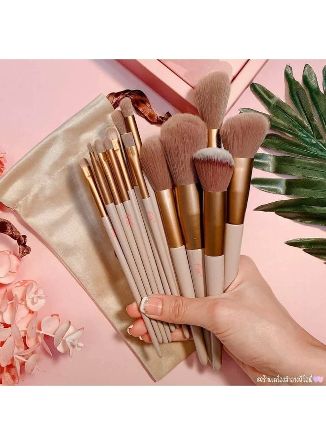 فكس مجموعة فرش مكياج FIX من 13 قطعة - مجموعة مع صندوق تخزين للسفر - فرشاة مكياج للوجه والعين والهايلايتر والكونسيلر والدمج والبودرة والعين - Image 2