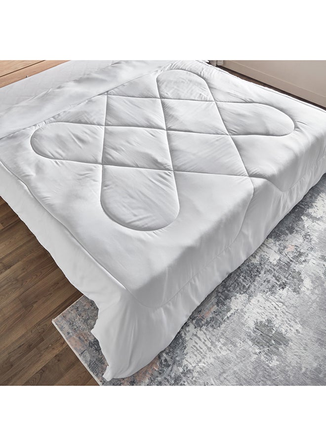 Home Box Nova Microfibre Super King Duvet Inner 240 x 220 cm  - Image 4