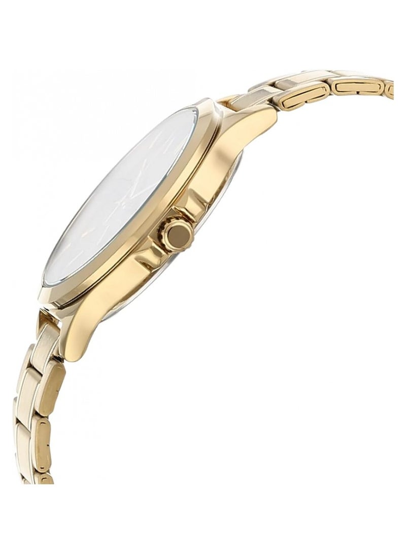 Casio MTP-V300G-1AUDF Men's, Formal, Black Dial, Gold Band - Image 2