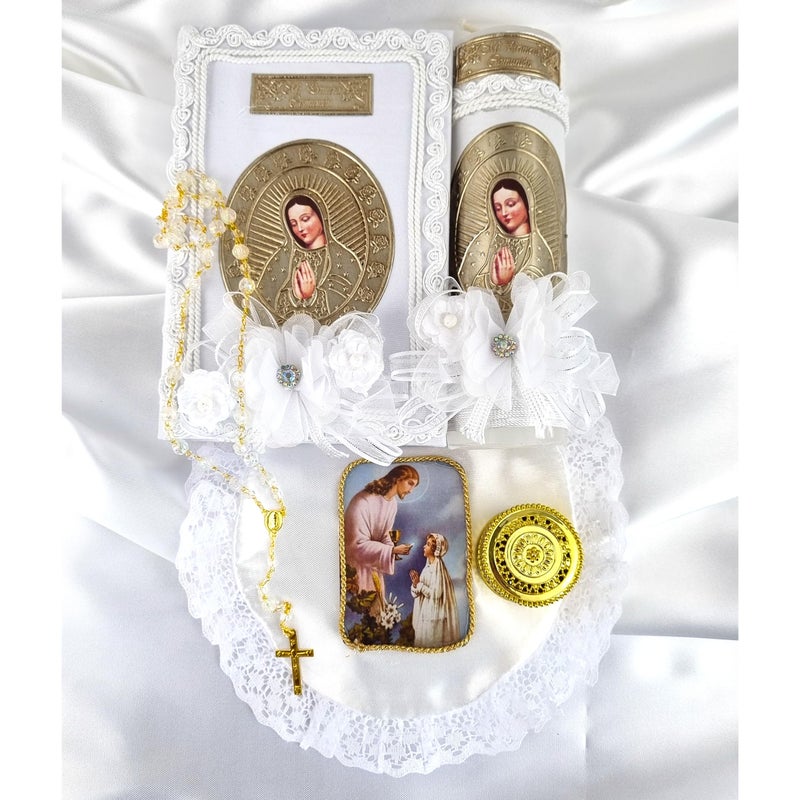 Nuestra Fe First Communion Candle and Bible - Biblia y Vela de Primera comunión para niño (Girl) - Image 1