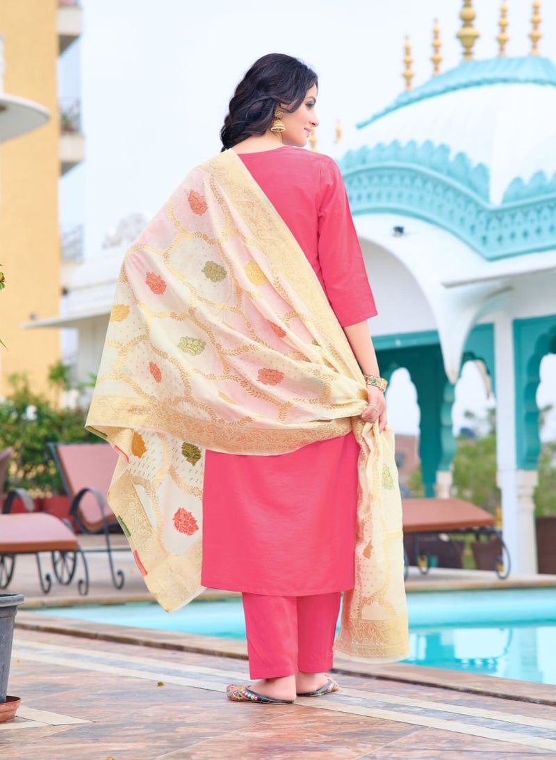 Women's embroidered Chanderi Gulabi Kurti with pant and dupatta set  - Image 4
