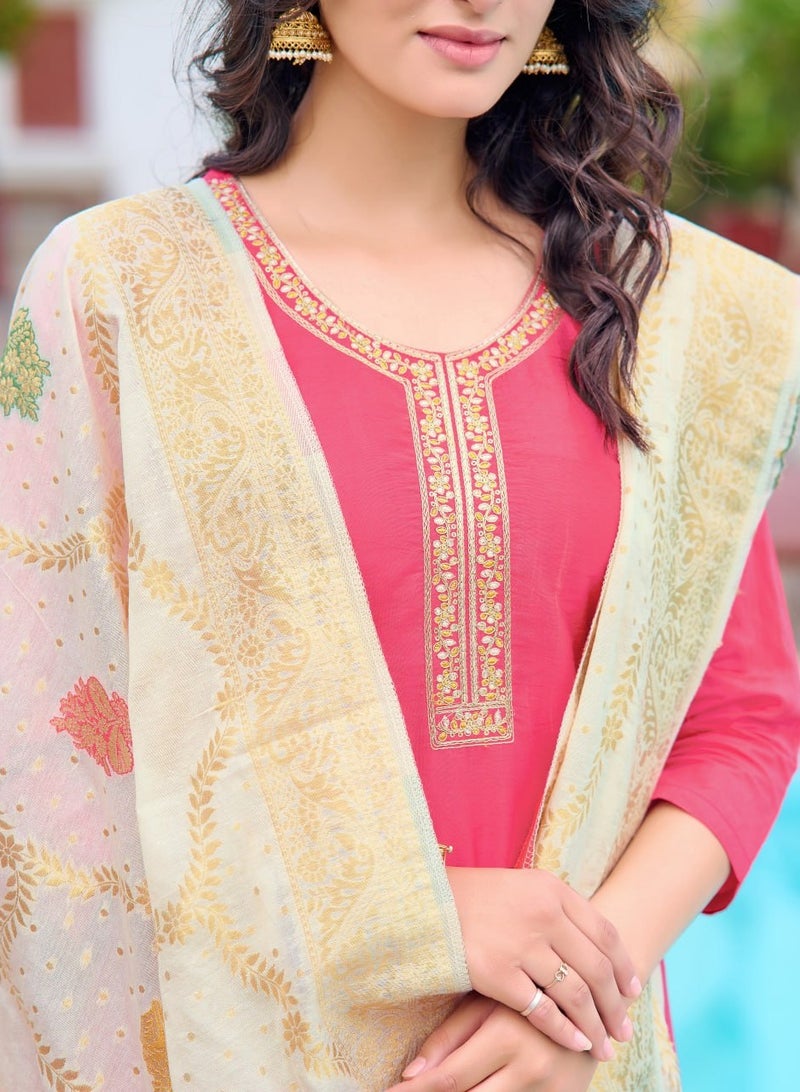 Women's embroidered Chanderi Gulabi Kurti with pant and dupatta set  - Image 5